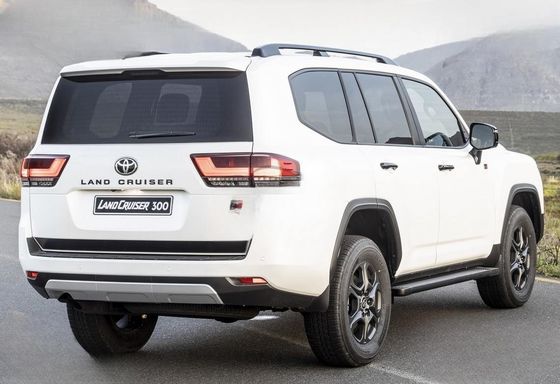 Landcruiser Back Windshield Glass